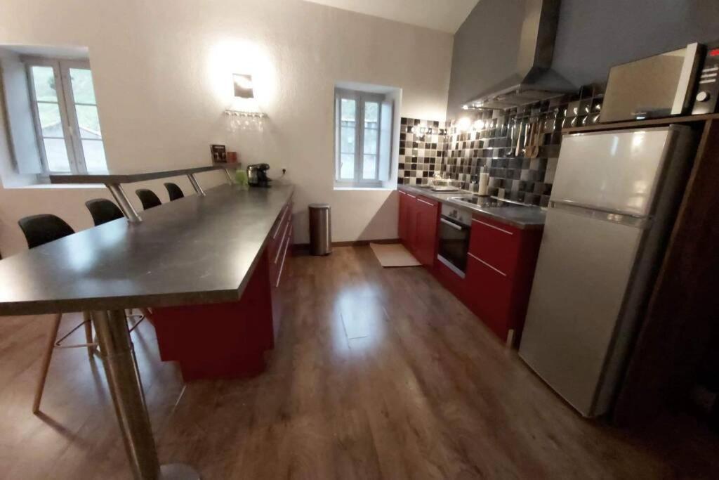 Le 68B Apartment การ์กาซอน ภายนอก รูปภาพ