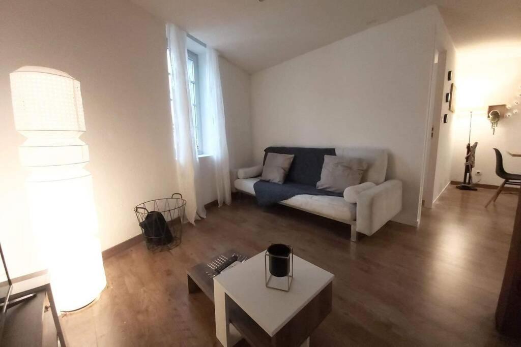 Le 68B Apartment การ์กาซอน ภายนอก รูปภาพ